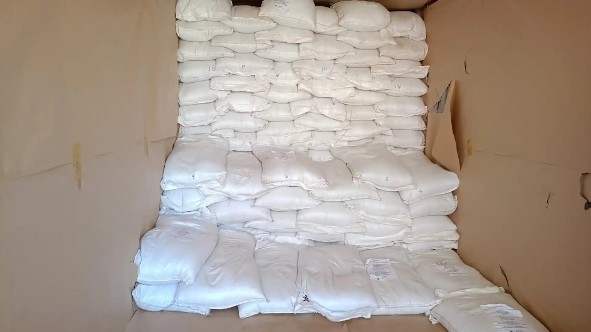 Tally team documenting cargo discrepancies – Mercury Marine Services